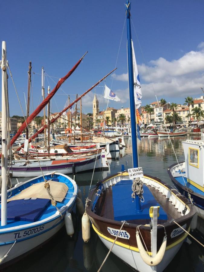 Superbe Studio Sur Le Port Et Rue Pietonne Санари-сюр-Мер Экстерьер фото